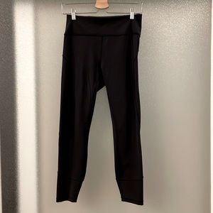 Lululemon movement tight 25” size 8